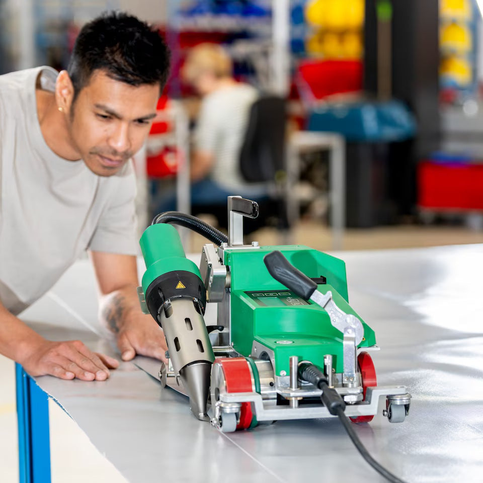 Selladora de lona Leister Uniplan 310